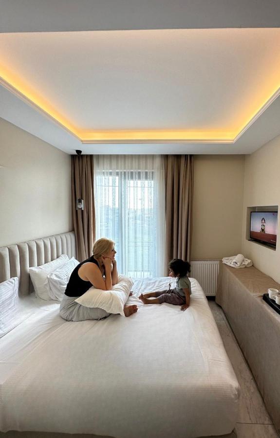 The Queen Airport Hotel-Round Trip Airport Service Arnavutkoy 外观 照片